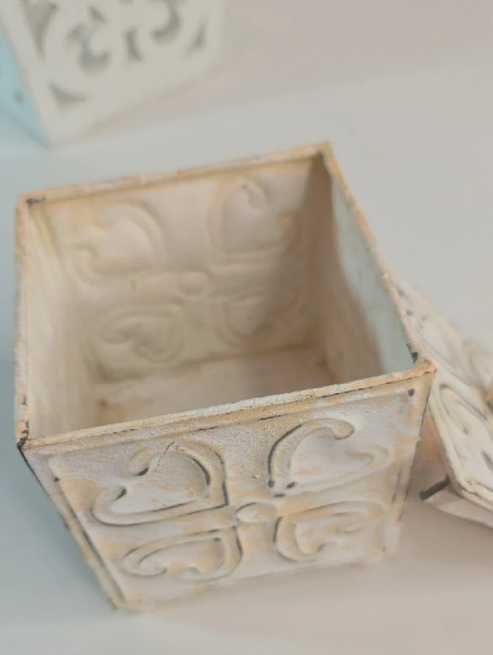 Set of 3 White Decorative Home Accent Vases and Box Shabby Chic Cottage Core